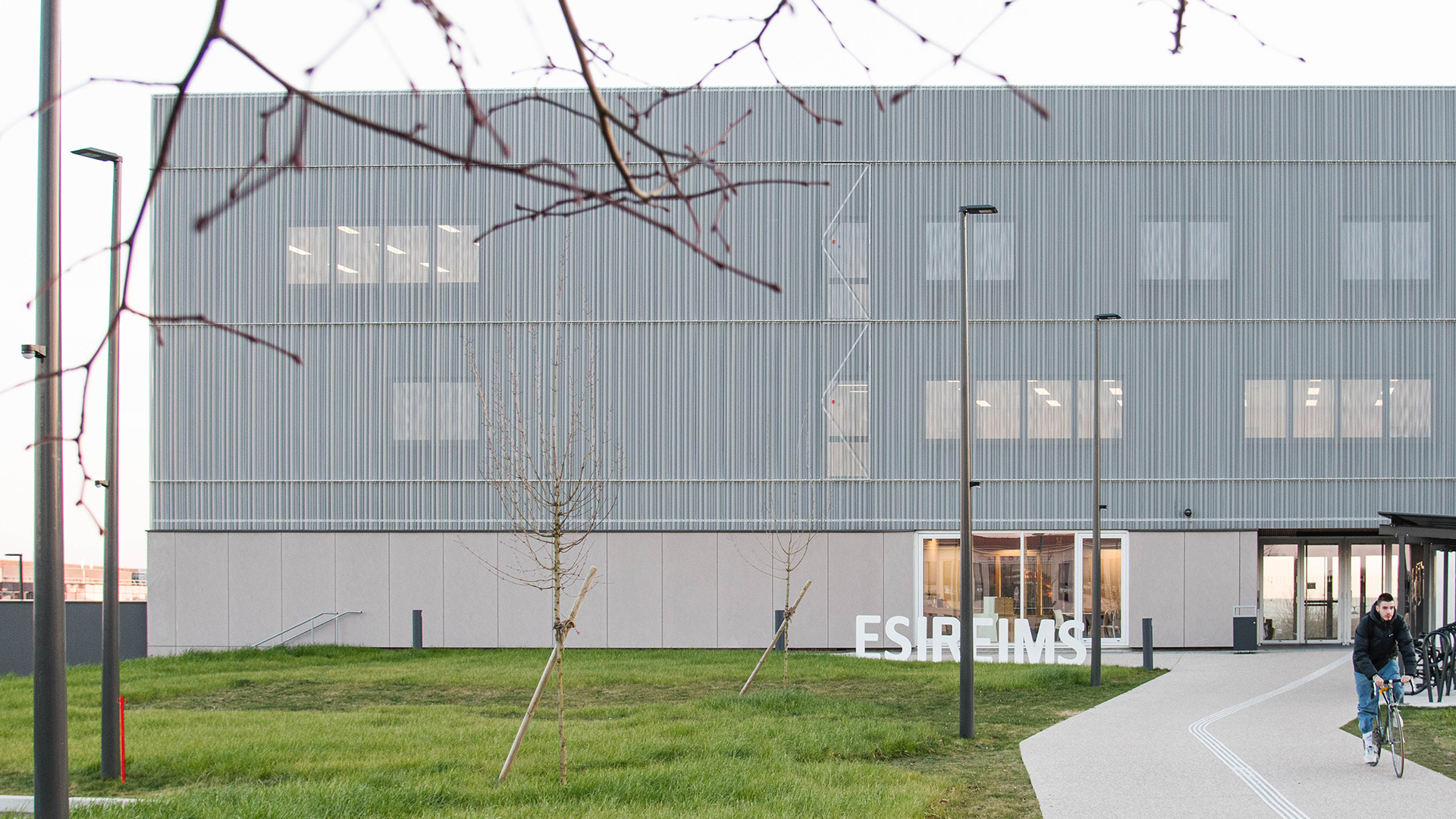 Photo introduction - ESI Reims